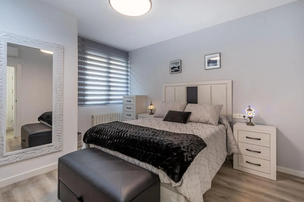 Dreaming Trinidad - Free Parking Apartment Granada